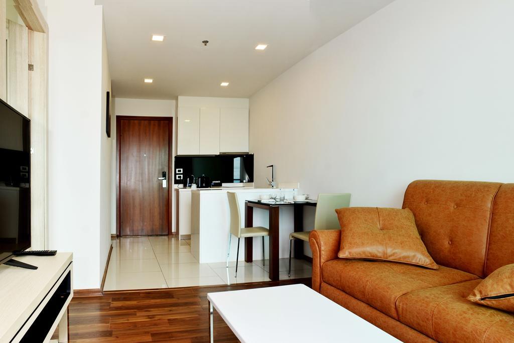 Peak Towers Condominium Pattaya Exterior photo